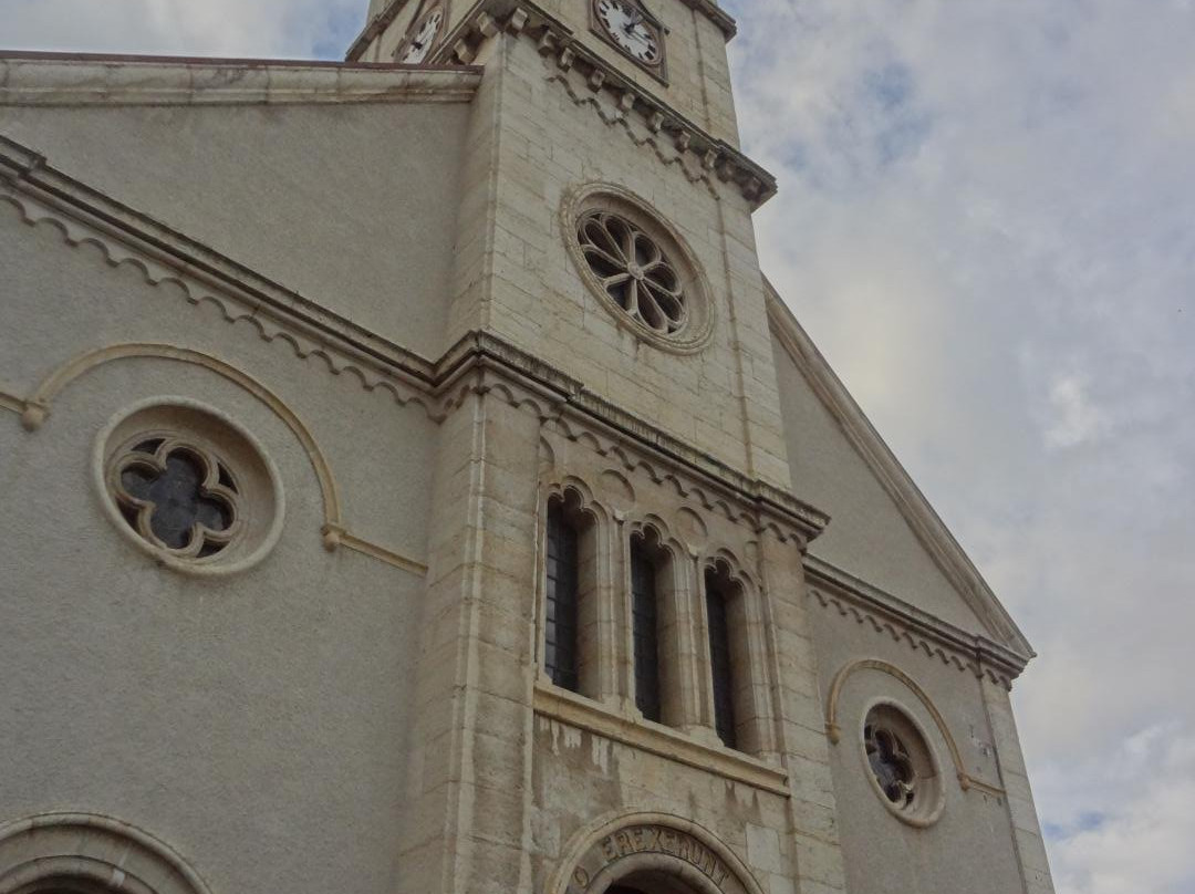 Eglise Notre-Dame de l'Assomption-Courgenay必去景点