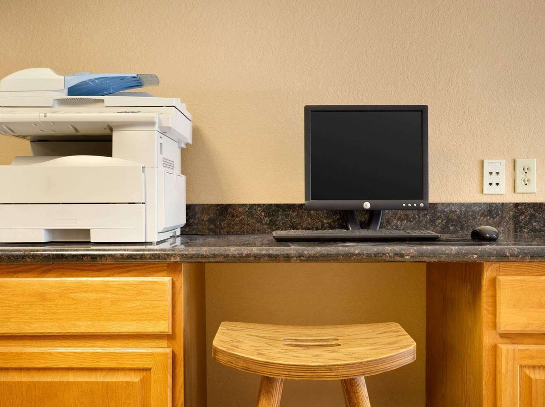 Travelodge by Wyndham Gillette主图