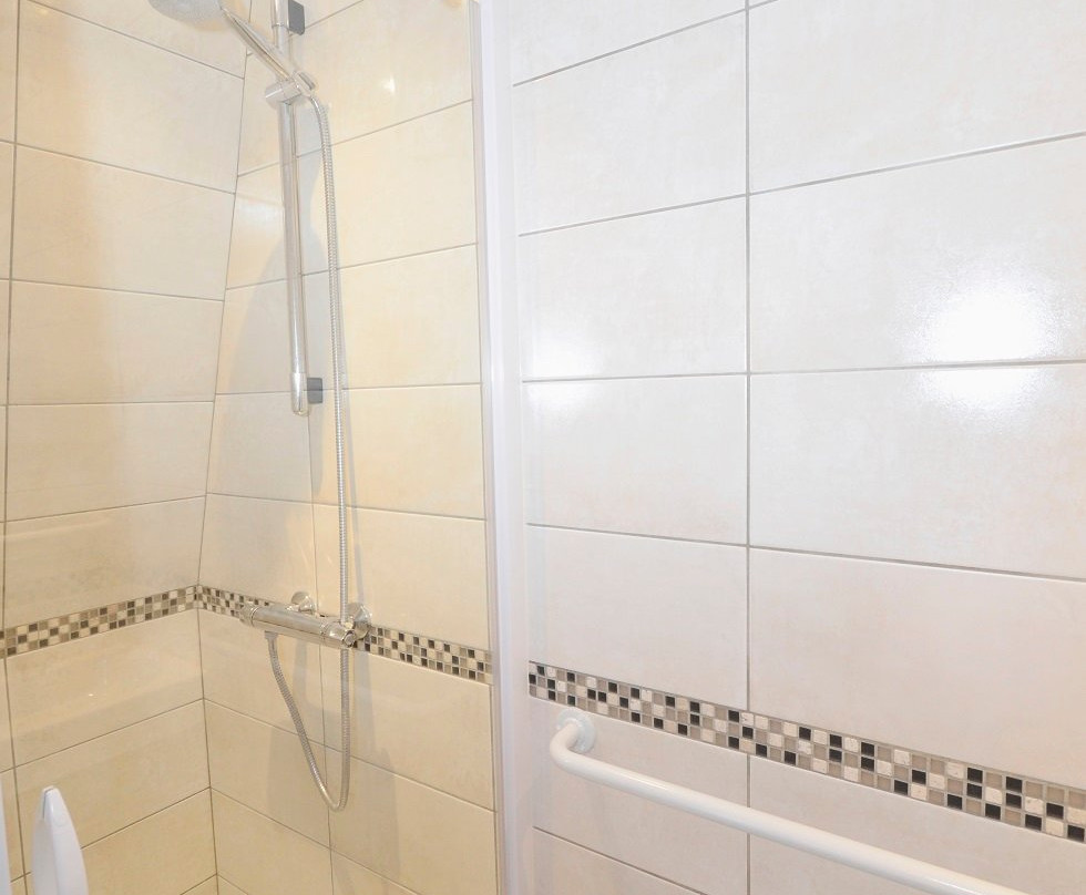 黎塞留巴库斯酒店主图