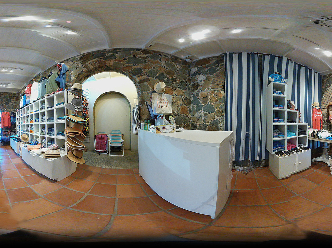 Just Beach-圣约翰必去景点