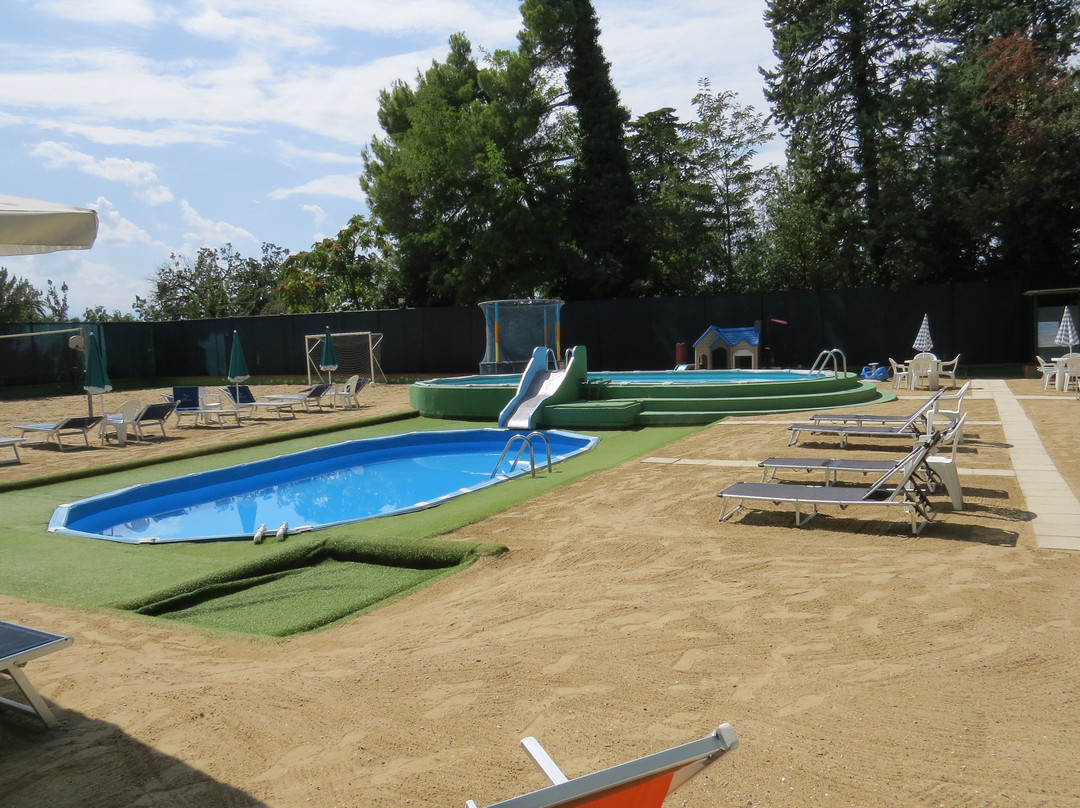 帕克伊马可拉塔别墅酒店主图