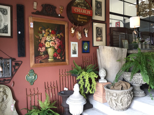 Uncommon Market and Lighting-达拉斯必去景点