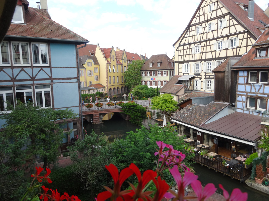 马歇尔酒店主图