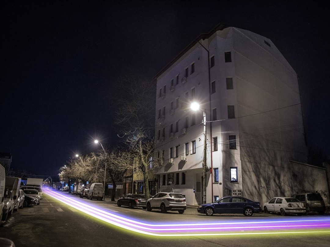 Avenue Parliament主图