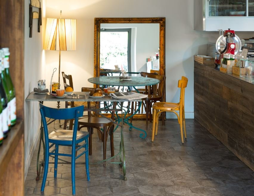 Capiago Intimiano酒店住宿-Brusco Rooms