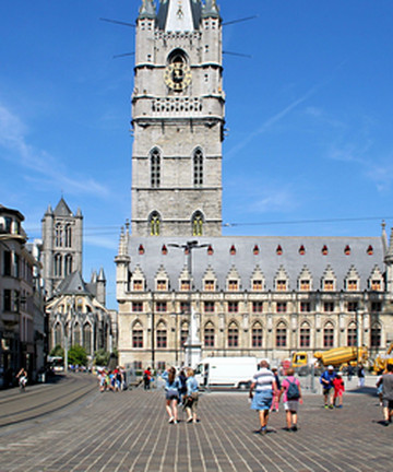 钟楼和棉布交易大厅景点门票图片