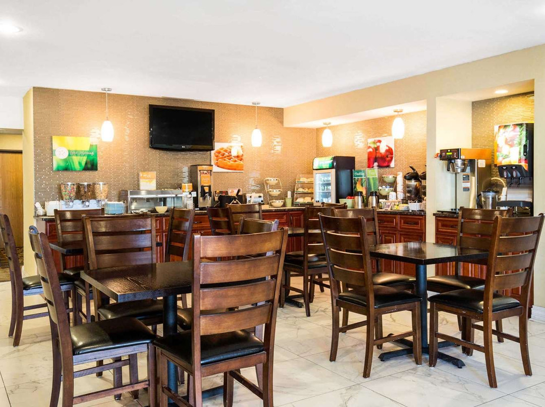 Quality Inn Monee I-57主图