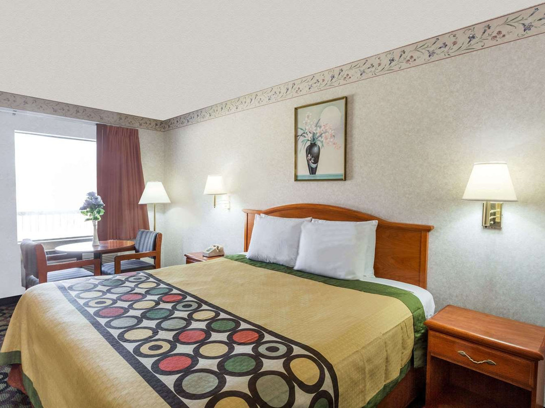 Super 8 by Wyndham Ashburn主图