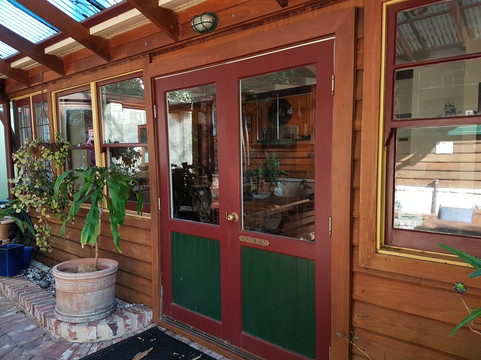 阿德迈斯特林酒店主图