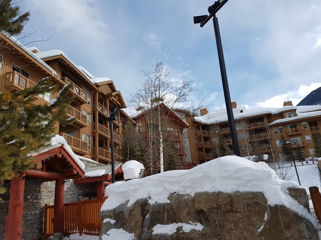 全景山区度假村 - 高级联排别墅公寓式客房酒店