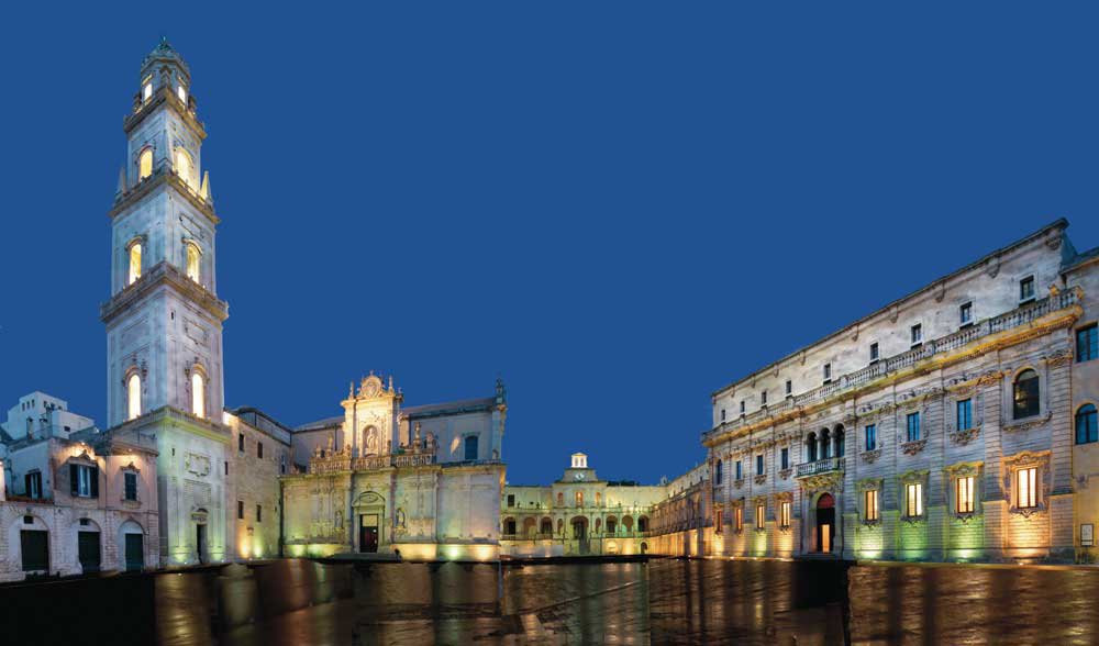 莱切旅游景点-Piazza del Duomo