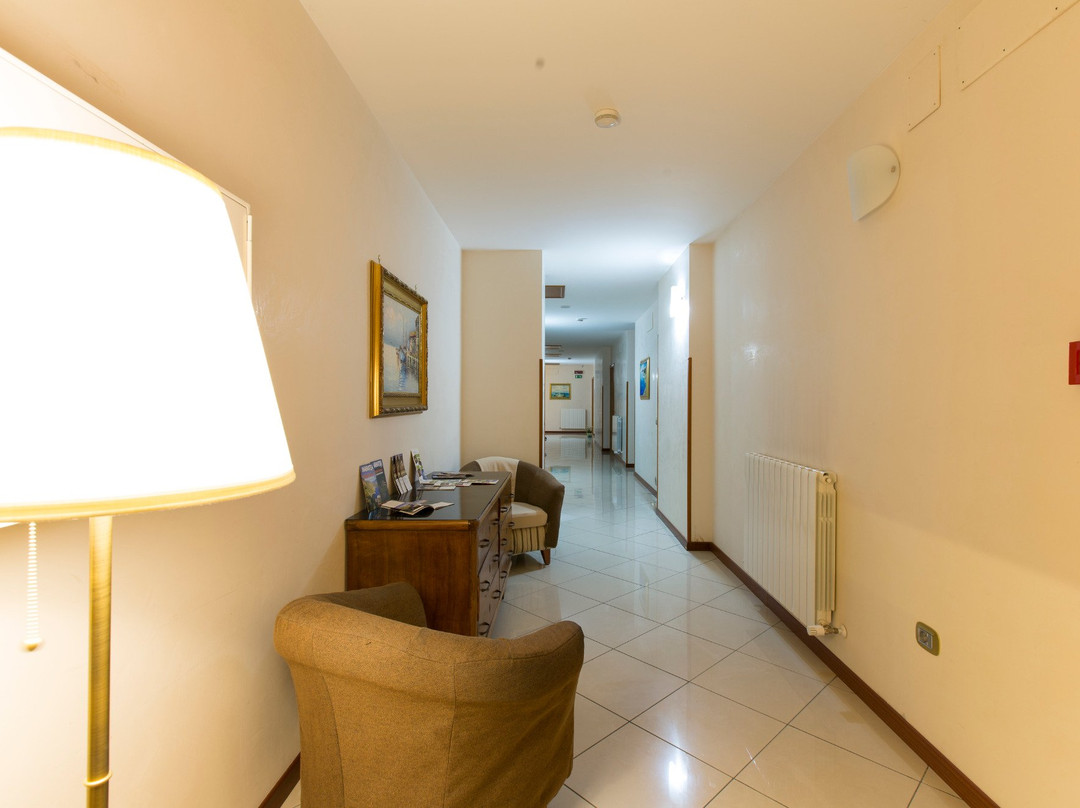 拉皮亚纳酒店主图