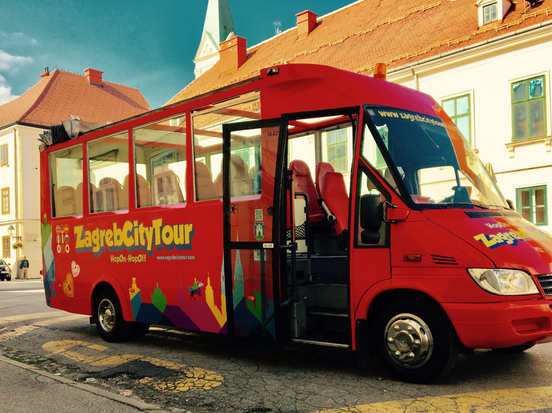 Hop-On Hop-Off Zagreb City Tour-萨格勒布必去景点