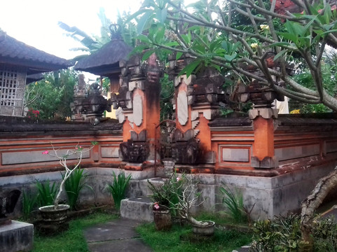 Bali 4U Tours-沙努尔必去景点