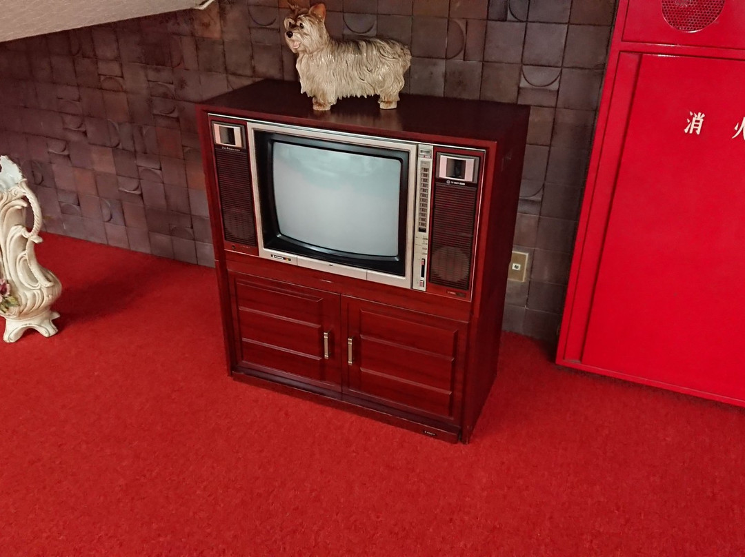 三吉屋酒店主图