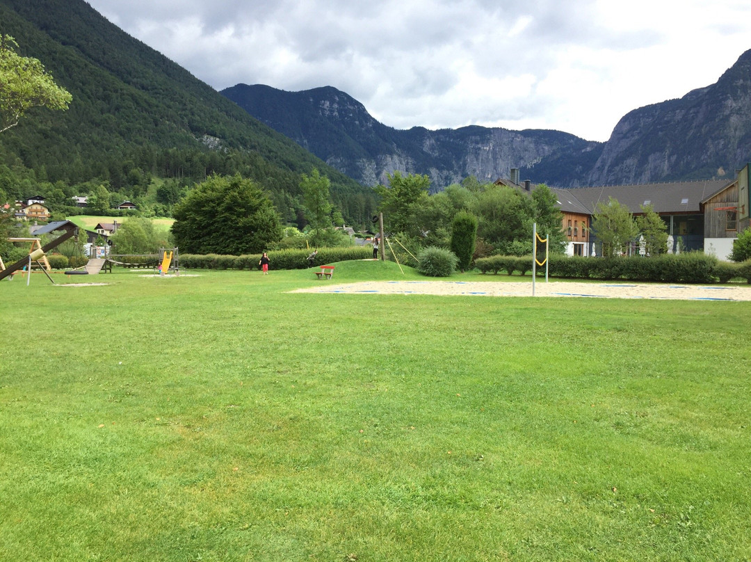 Obertraun Bathing Area/Lakeside Recreation Area景点图片