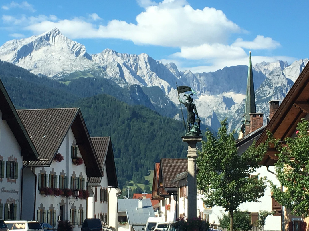 Neuschwanstein Castle Tours by Taxi Chris Edwards-加米许-帕坦克辛必去景点
