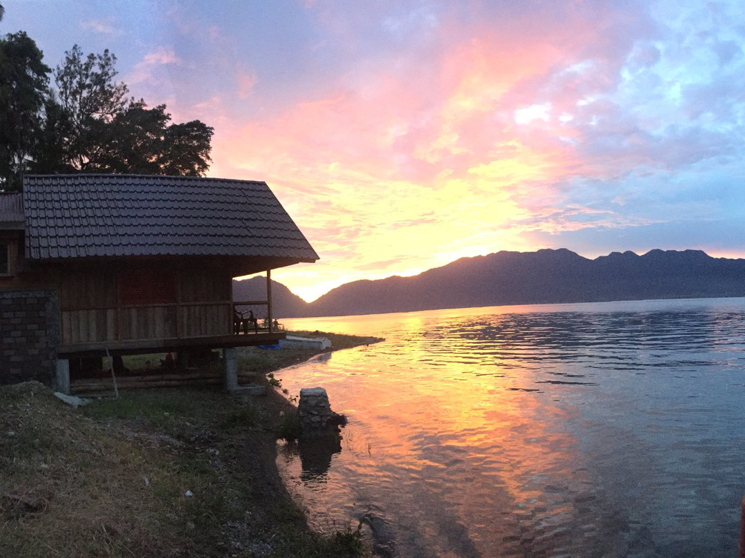 Maninjau酒店住宿-Eka's Bungalows