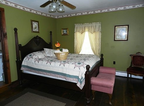 Bainbridge House Bed & Breakfast主图