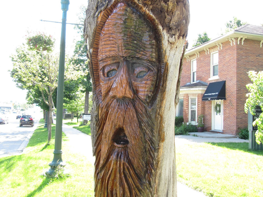 Art Walk of Tree Sculptures-Orangeville必去景点