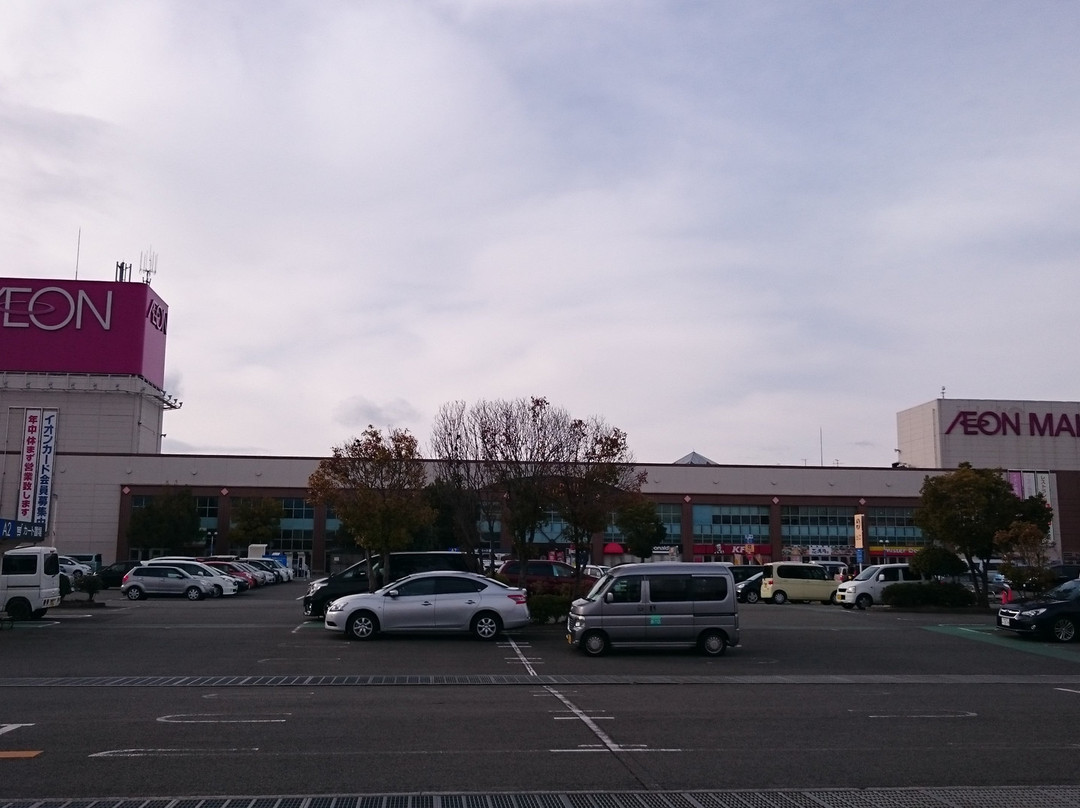 Aeon Mall Hineno-泉佐野市必去景点