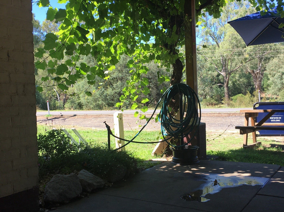 Ovens Happy Valley Hotel主图