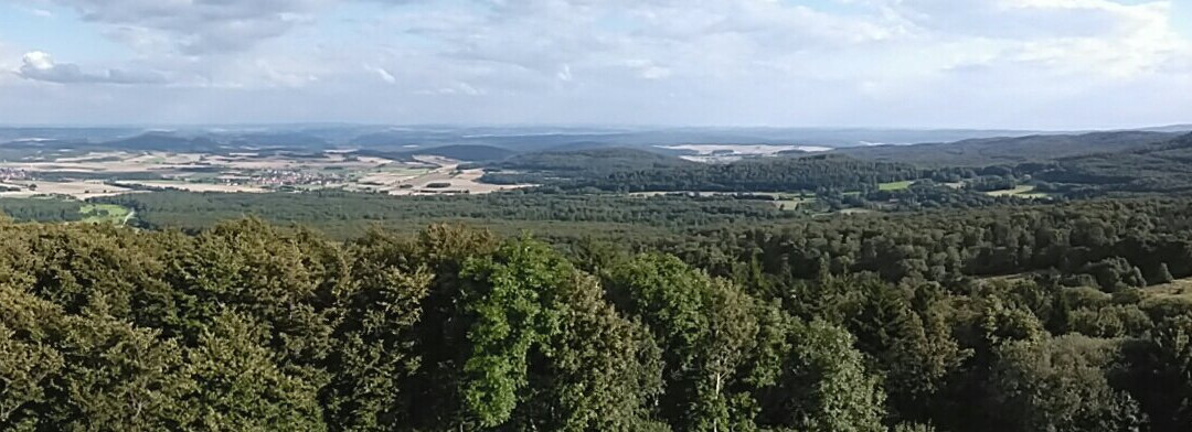 Aussichtsturm Rother Kuppe-Hausen必去景点