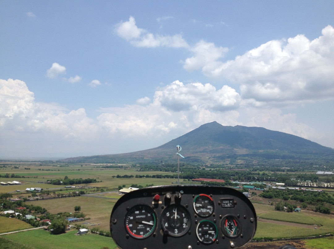Angeles City Flying Club Tours景点图片