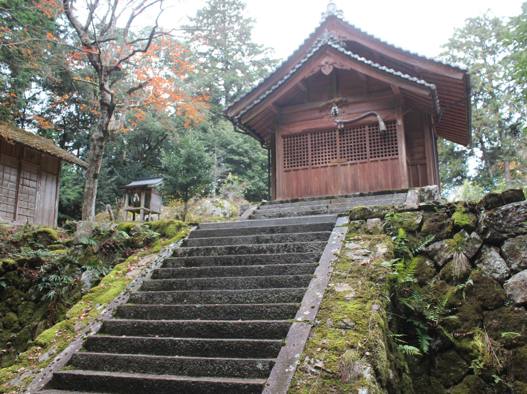 Iwayama Shrine景点图片