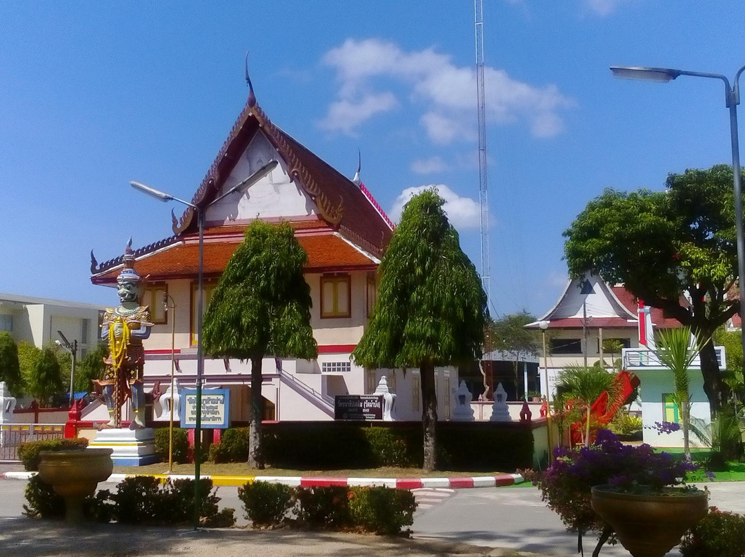 Wat Chanathipchaloem景点图片