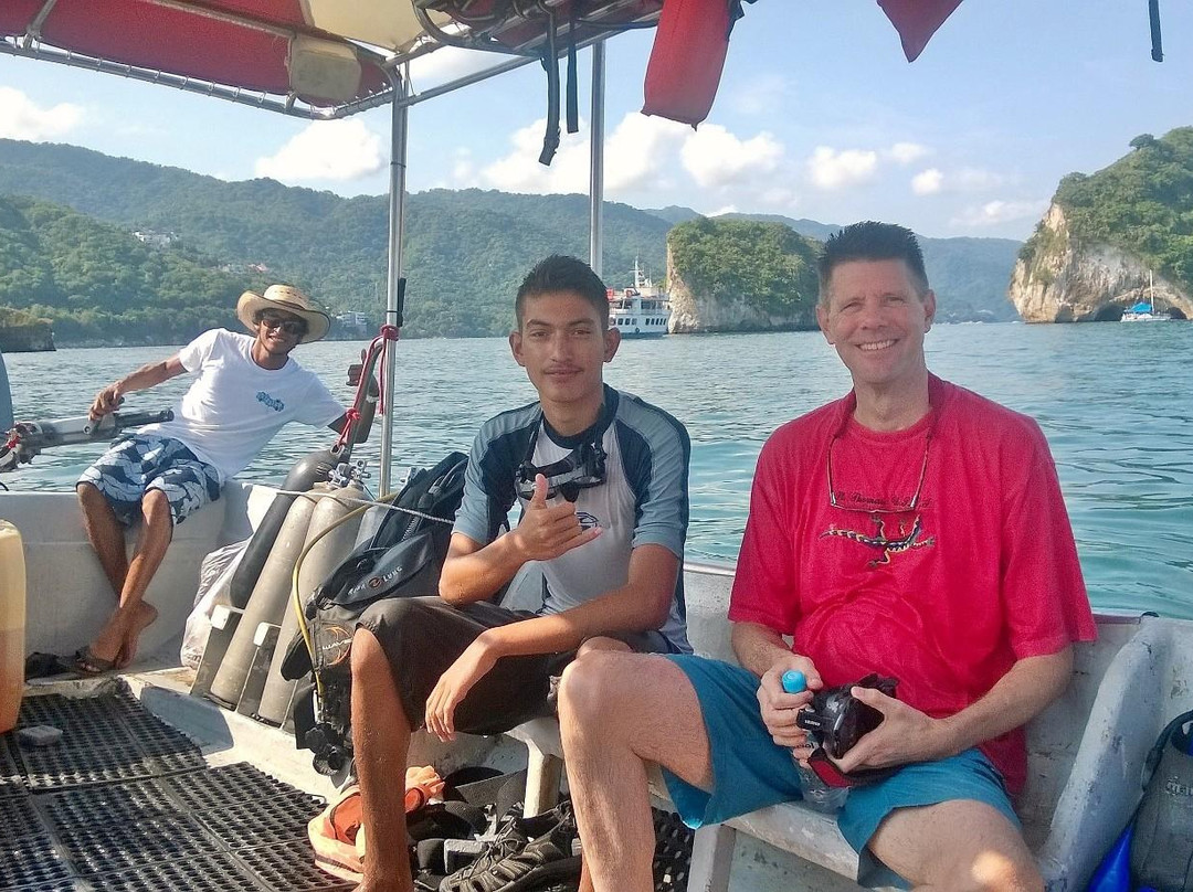 PV Sea Dive-瓦拉塔港必去景点