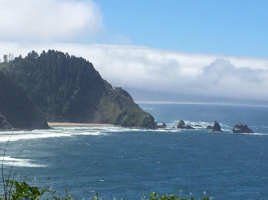 Cape Meares Lighthouse-蒂拉穆克必去景点