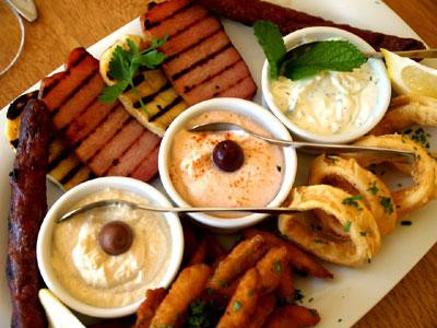 Lancing餐馆和美食-Meze Meze