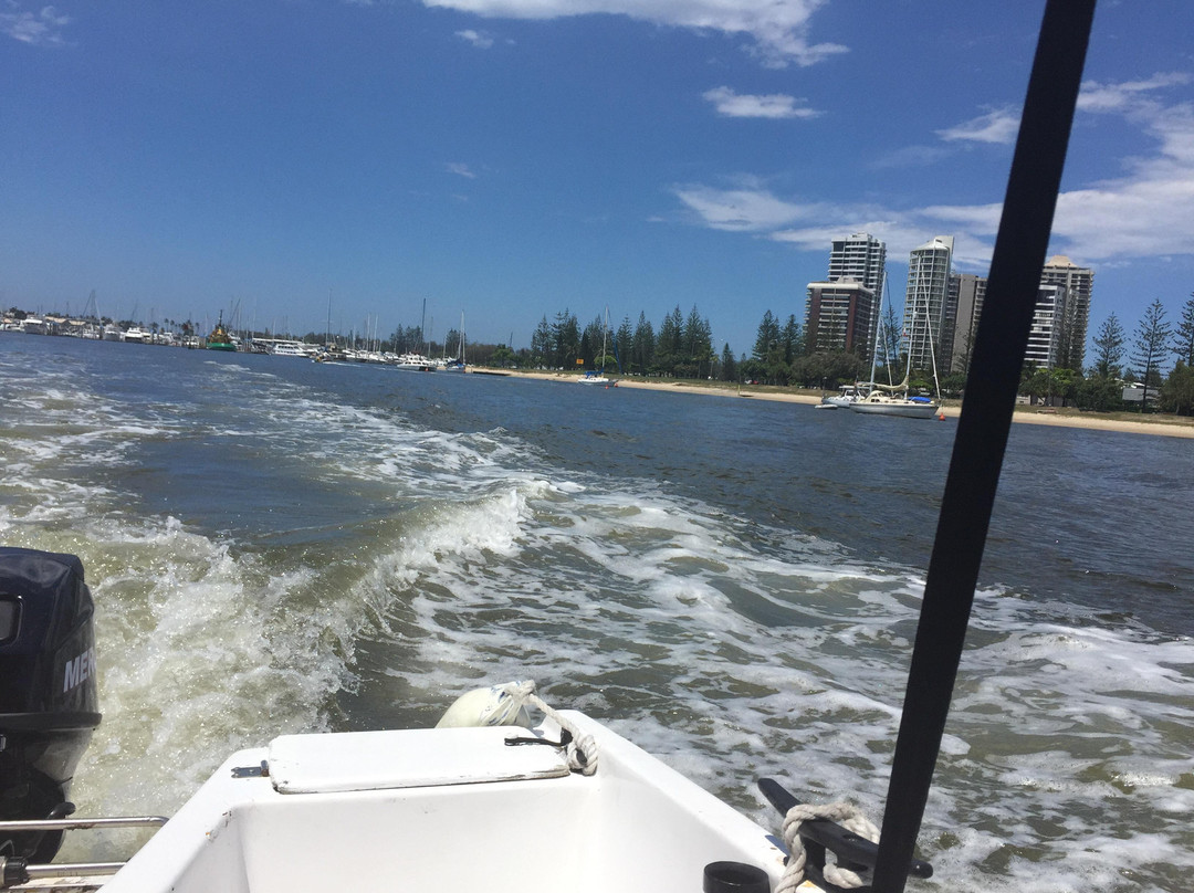 Mirage Boat Hire-梅因海滩必去景点