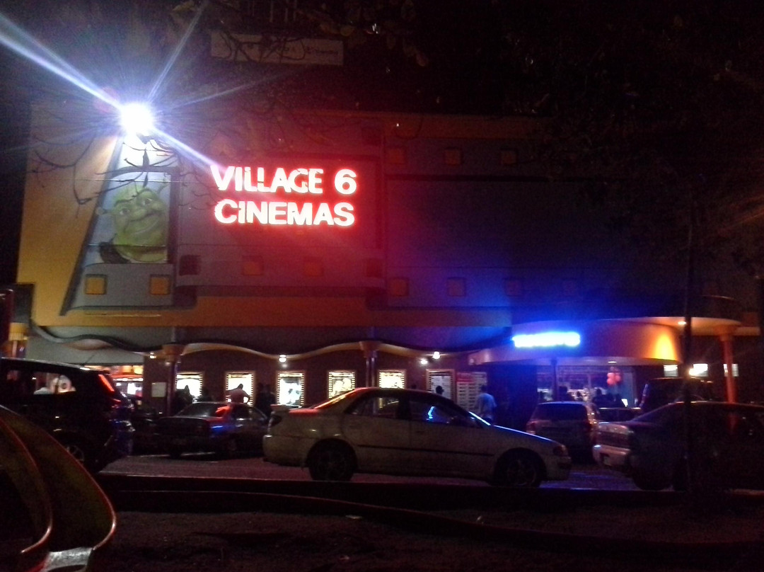 Village 6 Cinemas-苏瓦必去景点