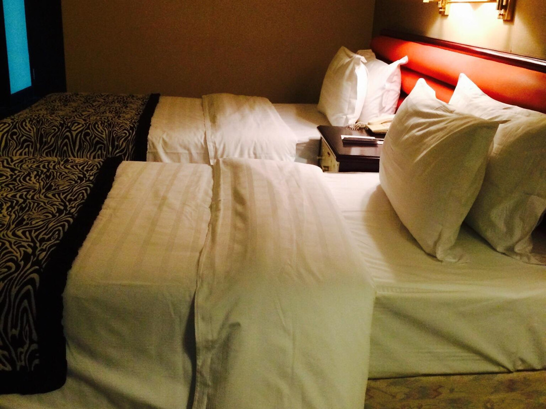 骊苑大酒店主图