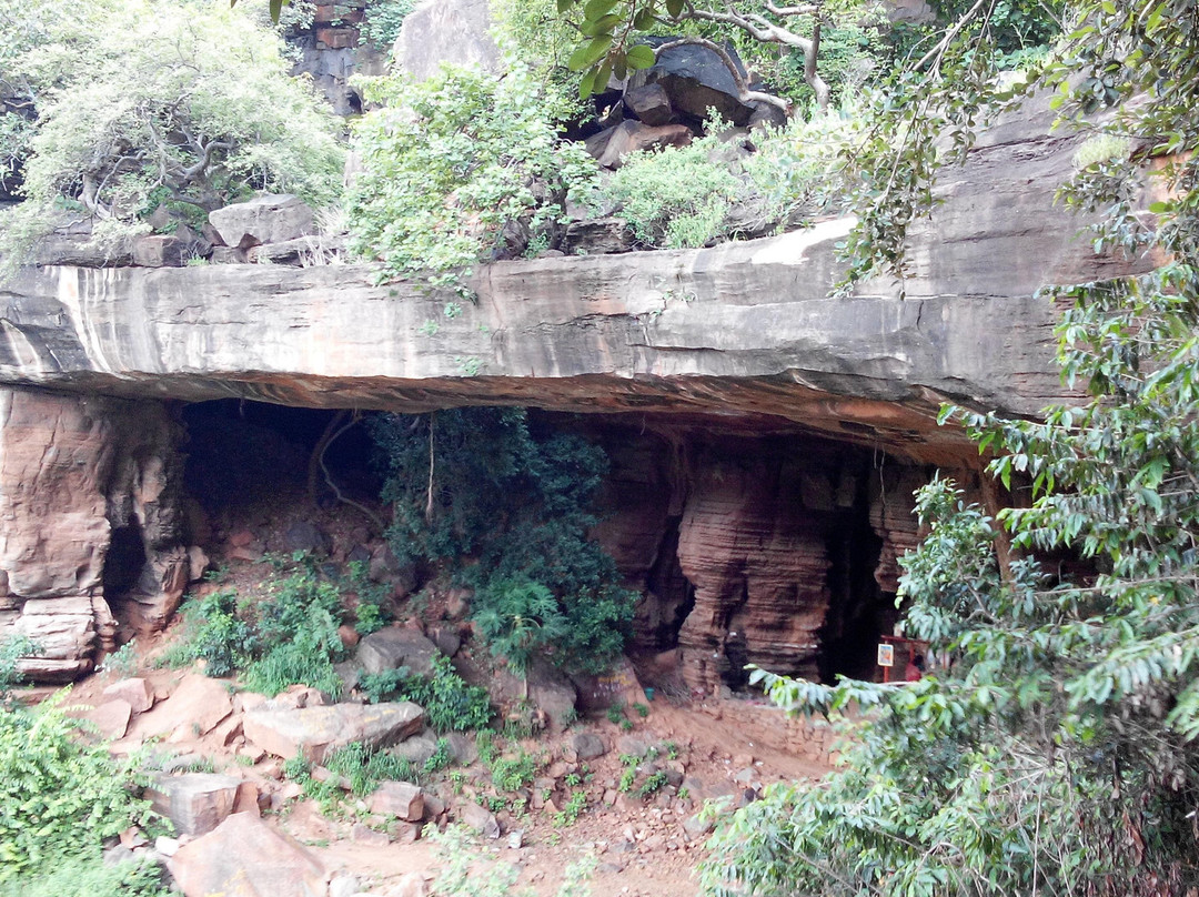 Akka Mahadevi Caves景点图片