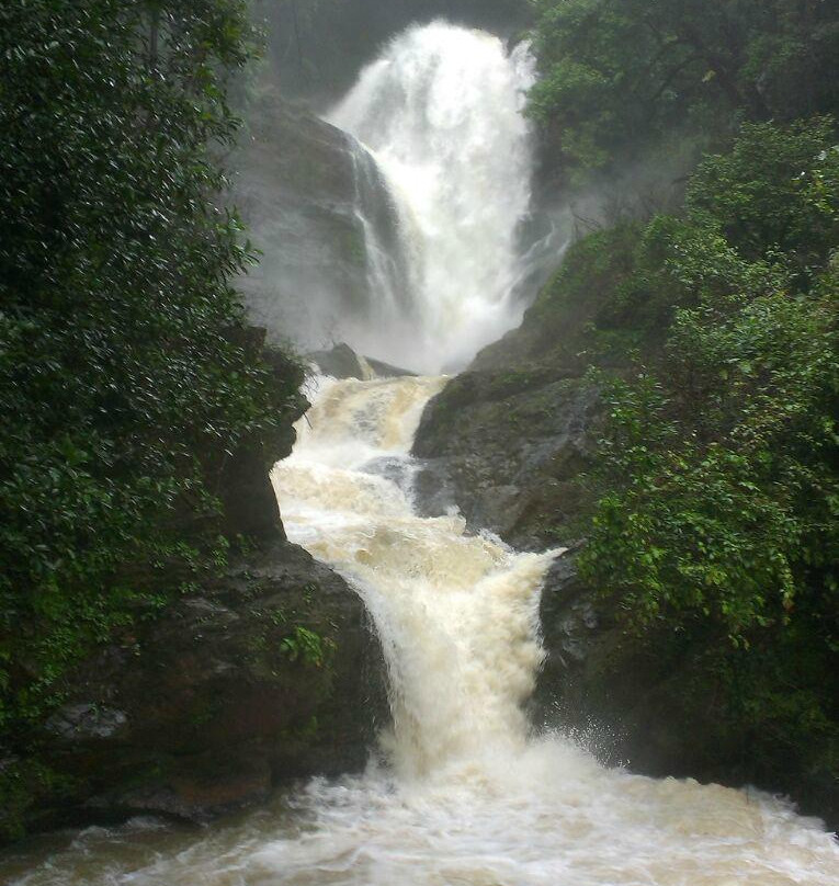 Vibhooti Falls景点图片