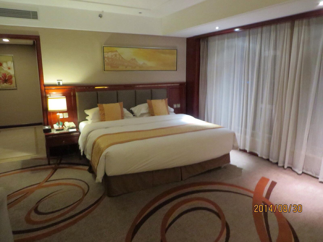 新安东大饭店 主图