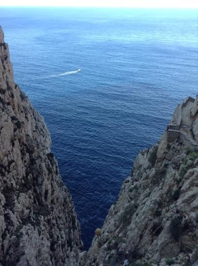 Capo Caccia Vertical Cliffs-阿尔盖罗必去景点