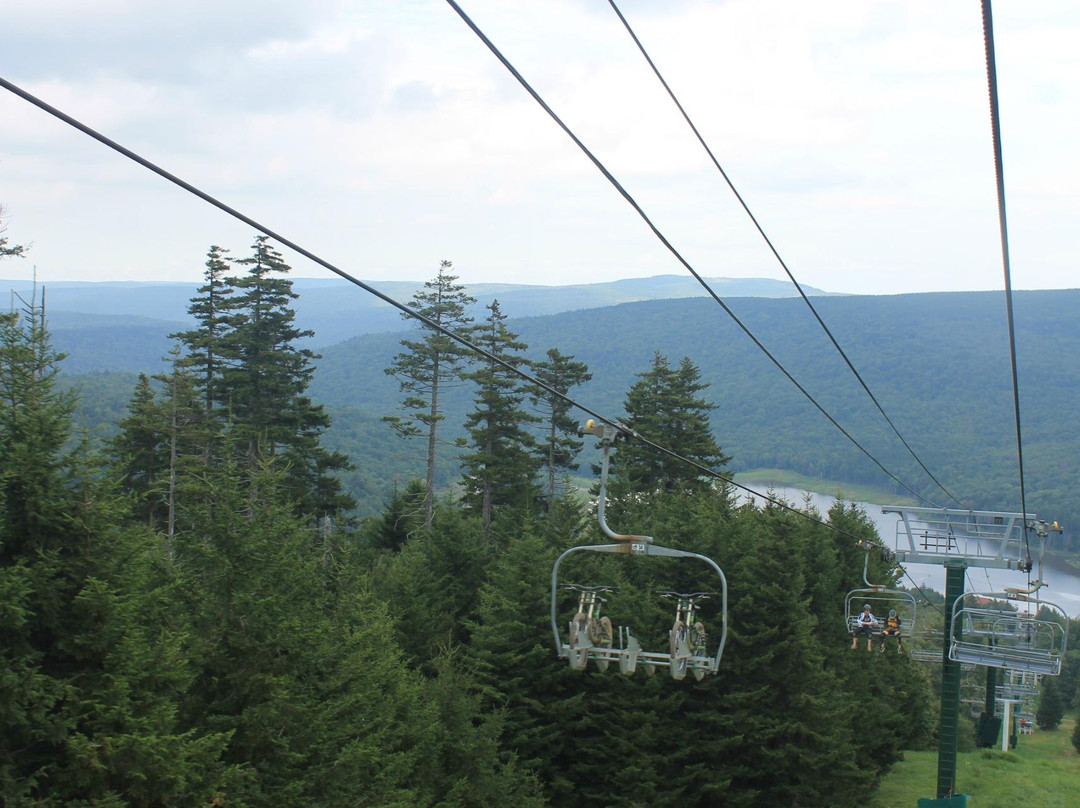 Shavers Lake & Lift Rides-雪鞋山必去景点