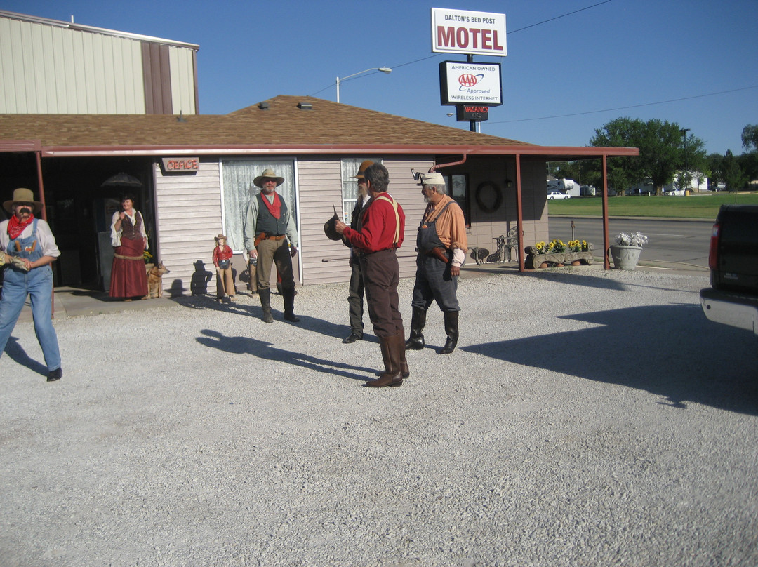 Daltons Bedpost Motel主图