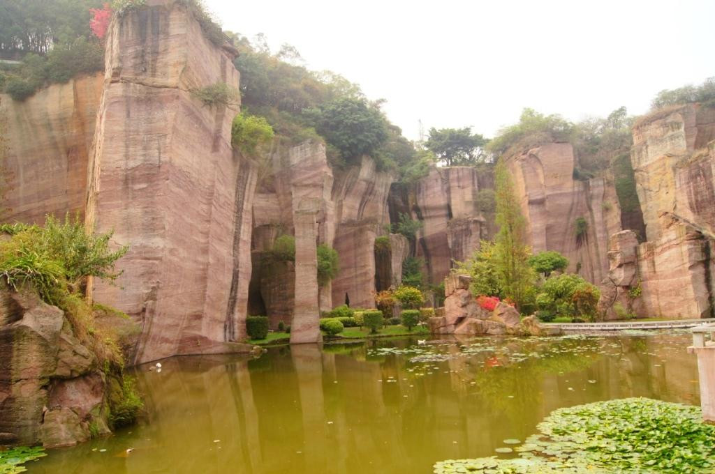 番禺莲花山旅游区-广州市必去景点