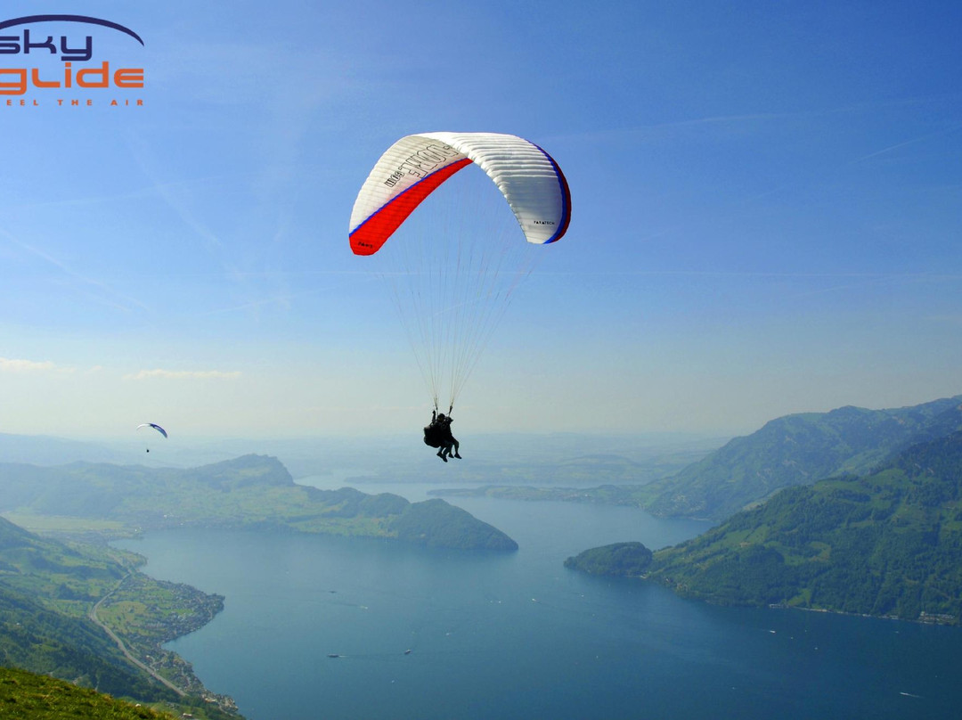 SkyGlide Paragliding Lake Lucerne景点图片