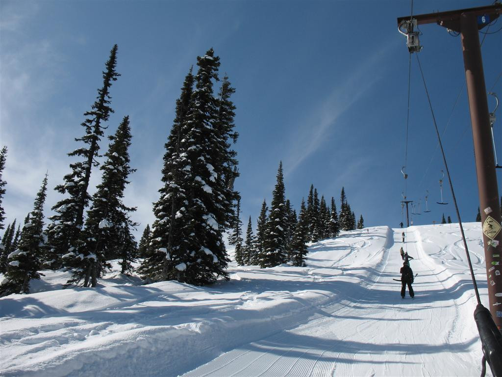 Powder King Mountain Resort-不列颠哥伦比亚省必去景点