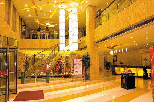 维海大酒店主图