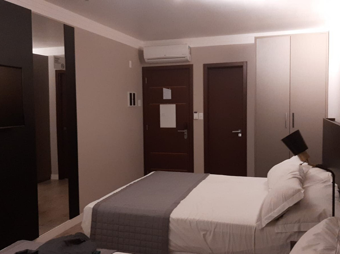 Santa Inn Hotel主图