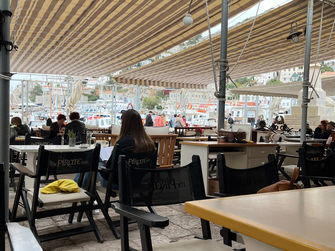 The Pirate Bar-Hydra Town必去景点