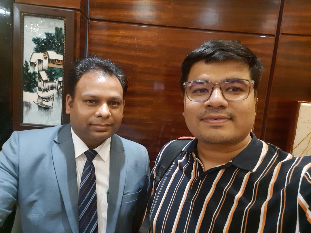 Ascent Biz Hotel主图