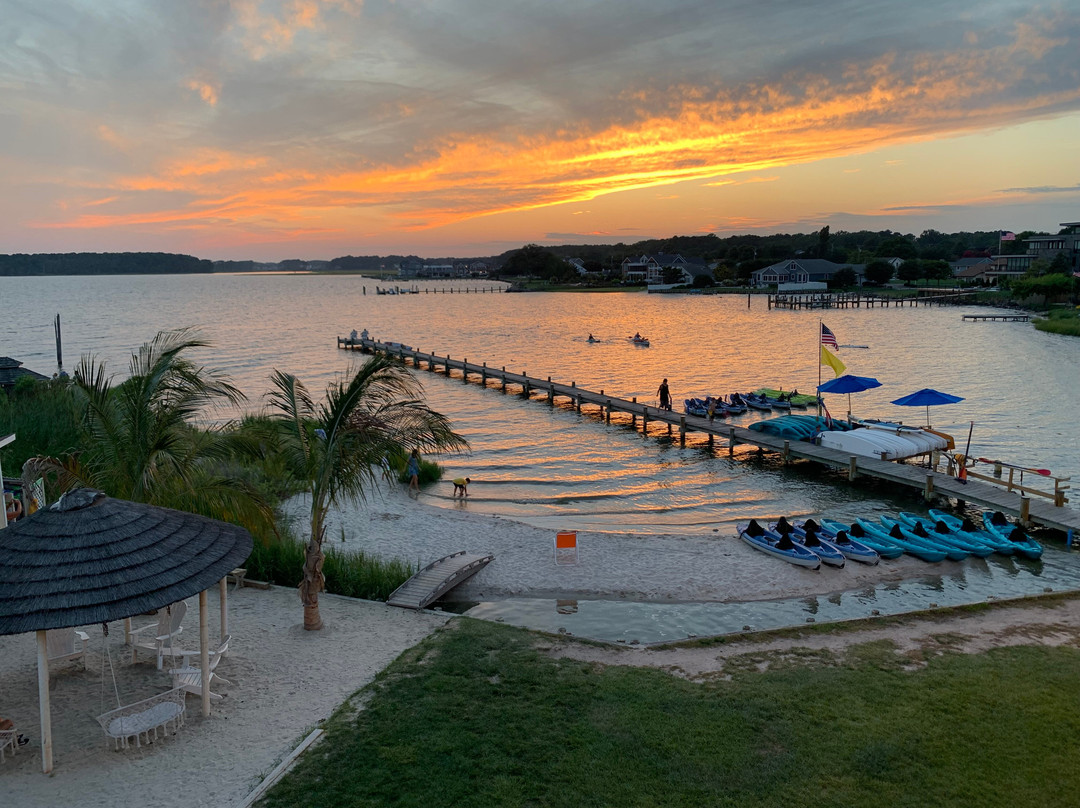 The Bay Resort Waterfront Hotel主图